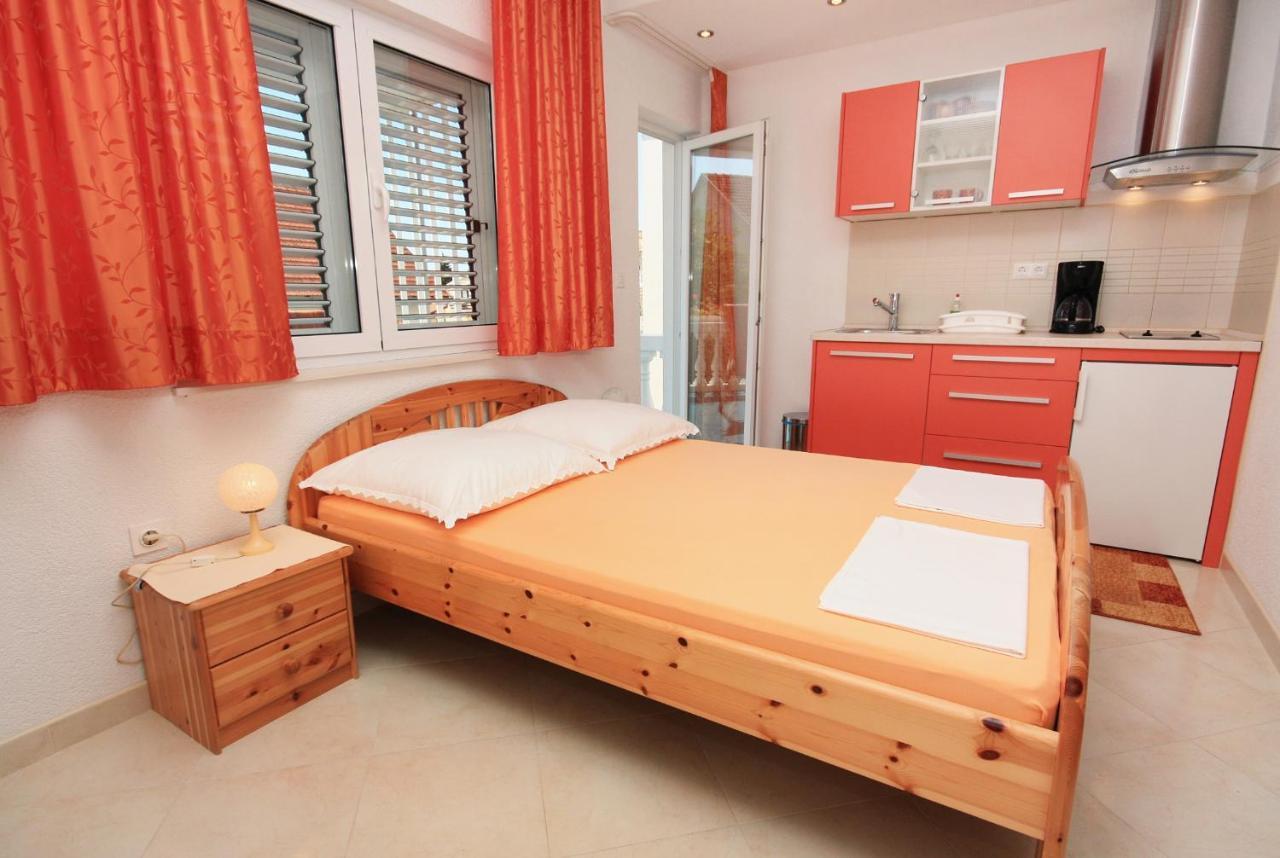 Apartments With A Parking Space Vodice - 2995 Exterior photo