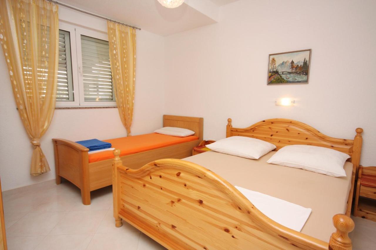 Apartments With A Parking Space Vodice - 2995 Exterior photo